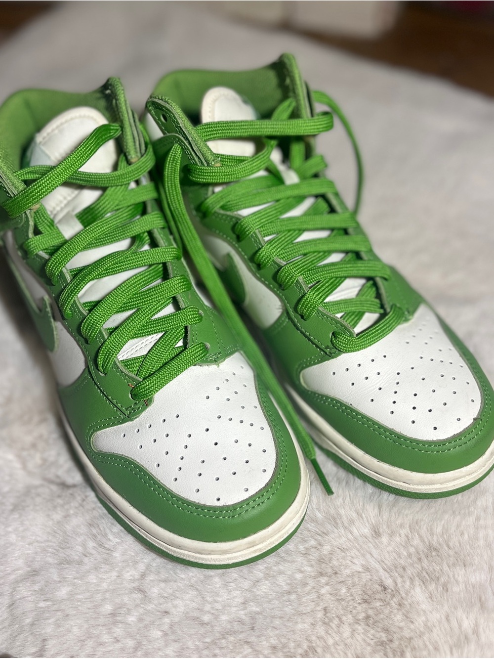 Nike Dunk High Chlorophyll Green Sail Sneakers Women’s 8 DD1869-300